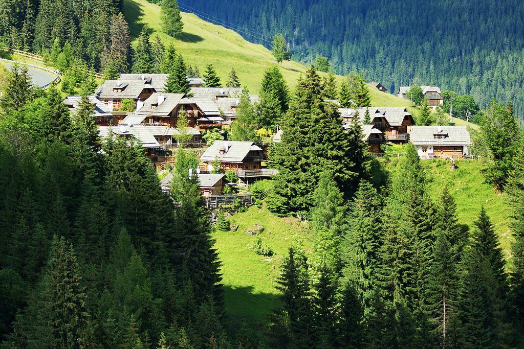 Almdorf Seinerzeit Hotel Wiedweg Exterior photo