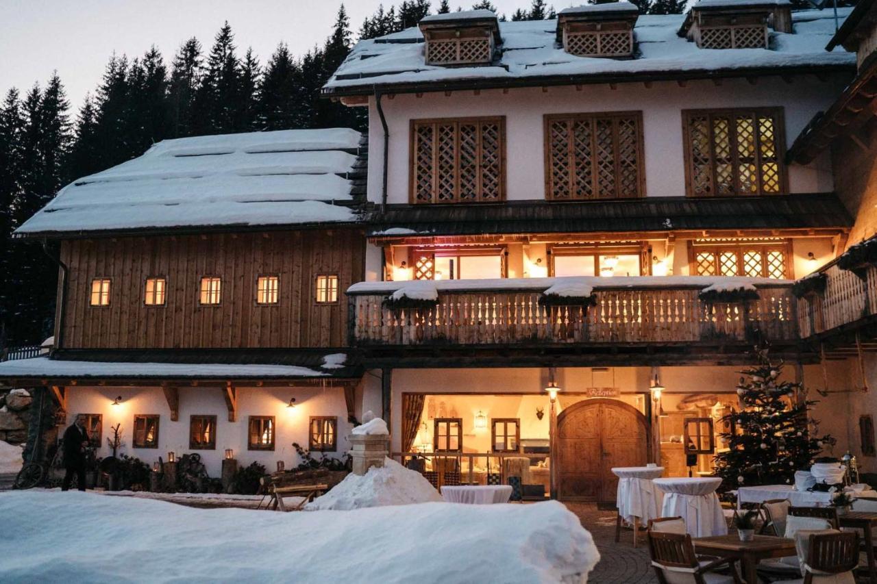 Almdorf Seinerzeit Hotel Wiedweg Exterior photo